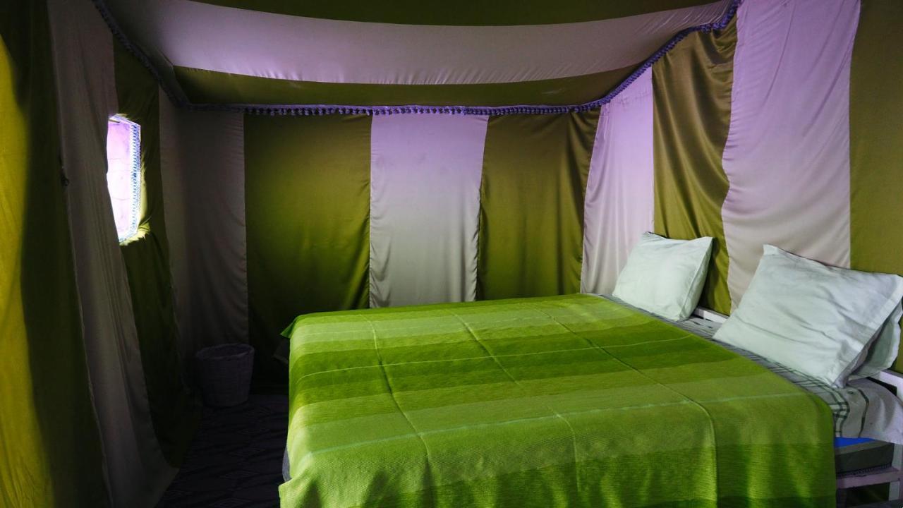 Camp Sahara Majestic Bed and Breakfast M'Hamid Exteriör bild