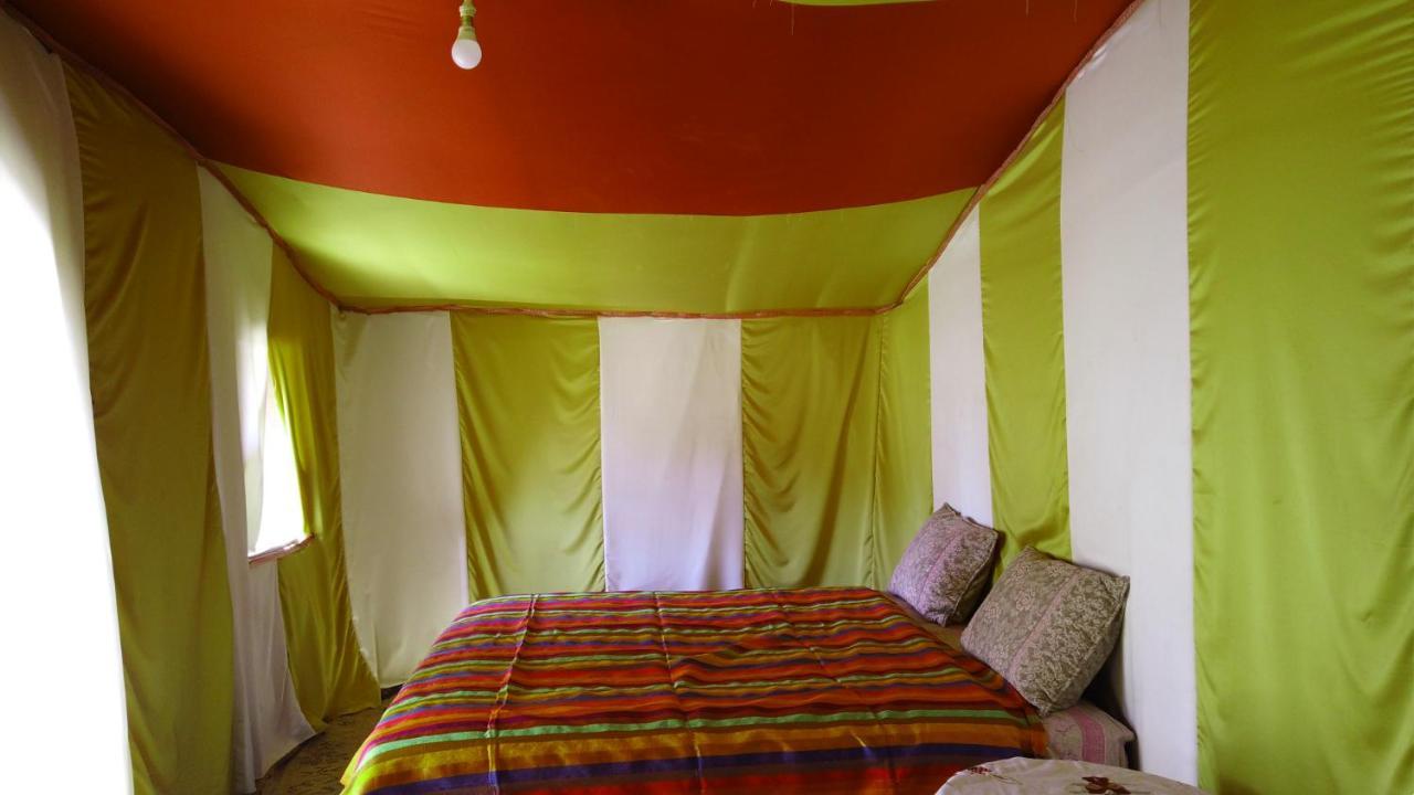 Camp Sahara Majestic Bed and Breakfast M'Hamid Exteriör bild